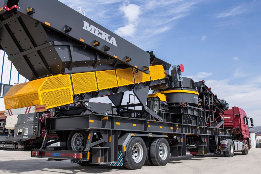 Mobile VSI crusher at a construction site in Ankara, Turkey. — Mbc2035